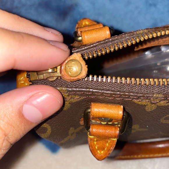 Vintage Louis Vuitton Mini Speedy Handbag - Picture 6 of 7
